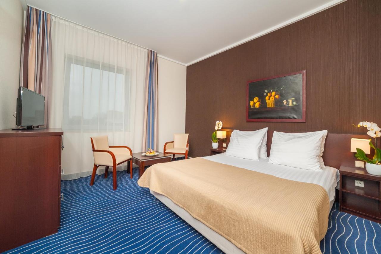 Express Krakow Hotel Kraków Exteriör bild